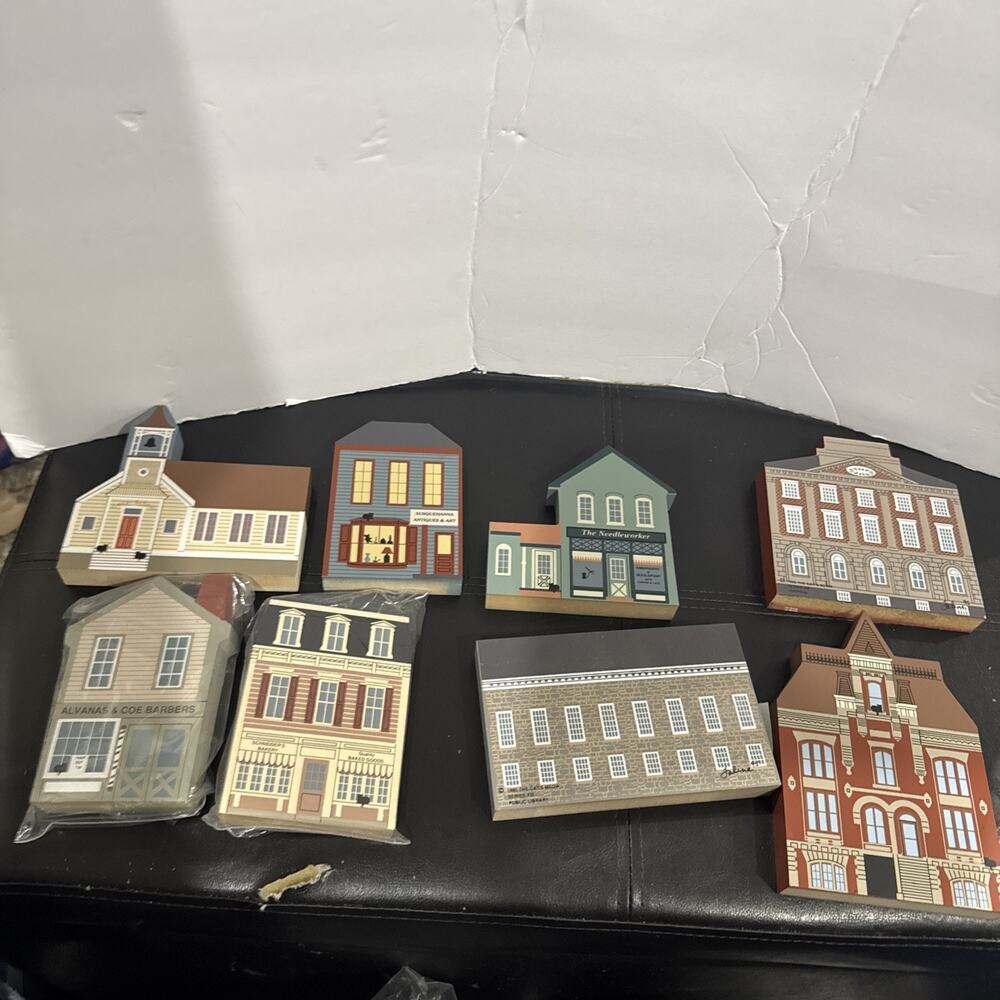 Lot of 8 Cat’s Meow Series XIII 1995 Wooden Shelf Sitters Complete Collection